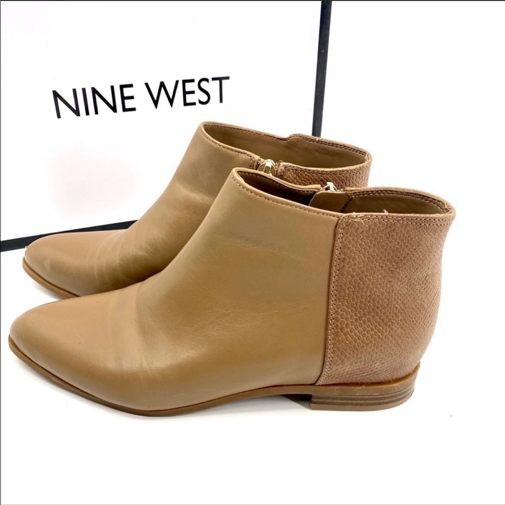 Nine West Oroyao tan leather ankle bootie 6